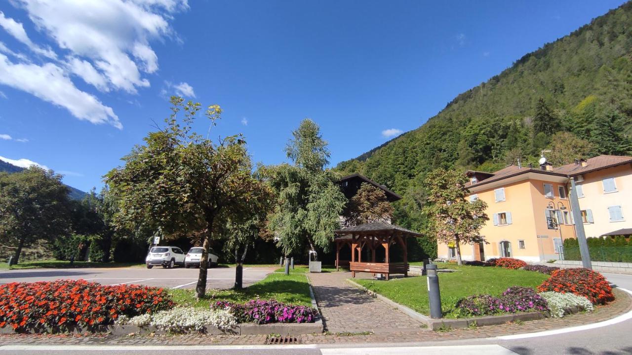 Apartament Casa Mirandola Montana Commezzadura Zewnętrze zdjęcie